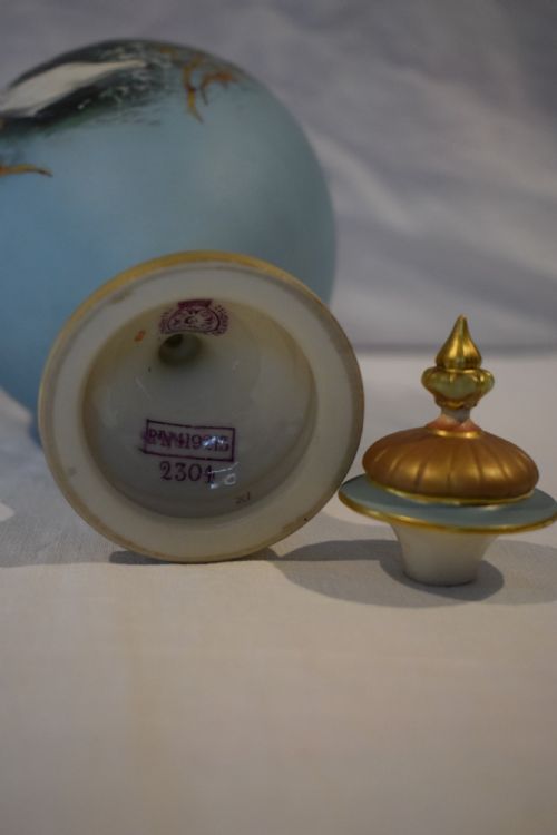 ROYAL WORCESTER VASE AND COVER BY CHARLES BALDWYN - ADDITIONAL PHOTO 5