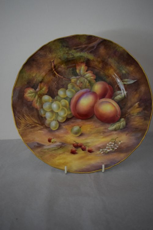 royal worcester painted fruit large size plate signed hh price - CATEGORY: ANTIQUE PLATES - DATED 1940