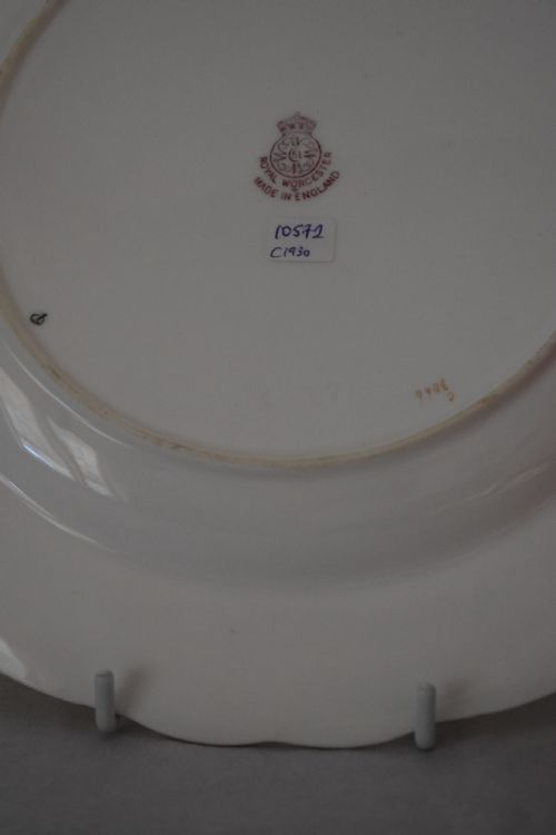 ROYAL WORCESTER PAINTED FRUIT DESSERT PLATE - ADDITIONAL PHOTO 2