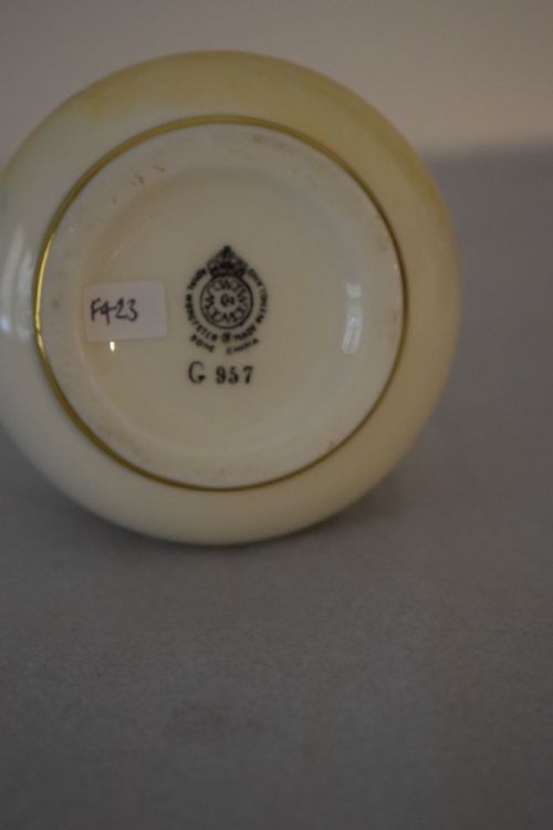ROYAL WORCESTER PAINTED FRUIT VASE - ADDITIONAL PHOTO 2