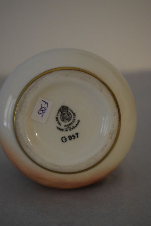 ROYAL WORCESTER FRILLY NECK VASE PAINTED FRUIT - ADDITIONAL PHOTO 2