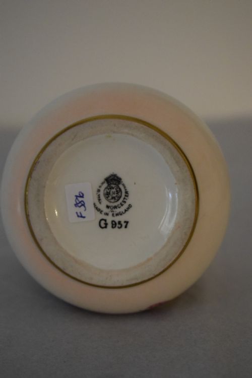 ROYAL WORCESTER PAINTED FRUIT VASE - ADDITIONAL PHOTO 2