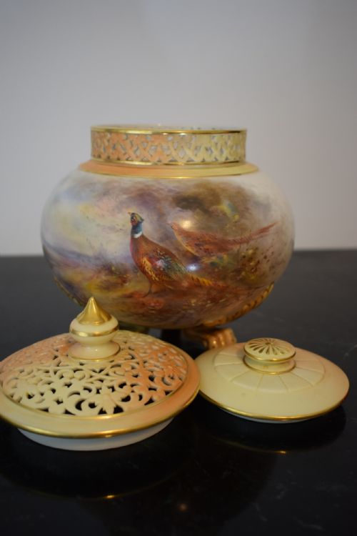 ROYAL WORCESTER 3 PIECE POT POURRI SIGNED JAS STINTON - ADDITIONAL PHOTO 3
