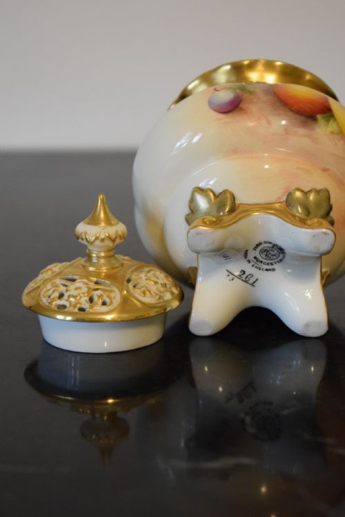 ROYAL WORCESTER PAINTED FRUIT SMALL POT POURRI VASE AND COVER - ADDITIONAL PHOTO 2