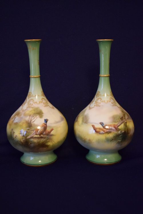 hadleys worcester pair of artist signed vases - CATEGORY: ANTIQUE VASES - DATED 1900