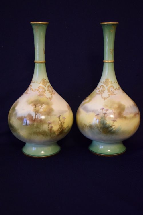 HADLEYS WORCESTER PAIR OF ARTIST SIGNED VASES - ADDITIONAL PHOTO 1
