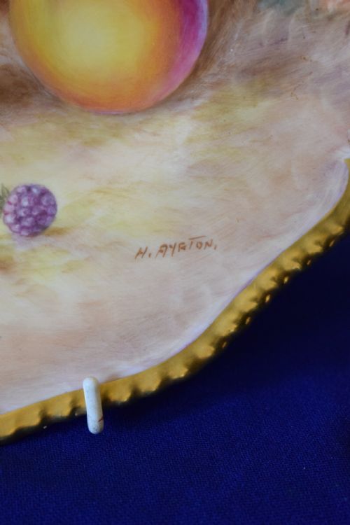 ROYAL WORCESTER LARGE ROPE EDGE PAINTED FRUIT PLATE - ADDITIONAL PHOTO 2