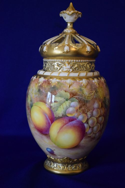 ROYAL WORCESTER PAIR OF PAINTED FRUIT 3 PIECE ROSE JARS BY FREEMAN - ADDITIONAL PHOTO 7
