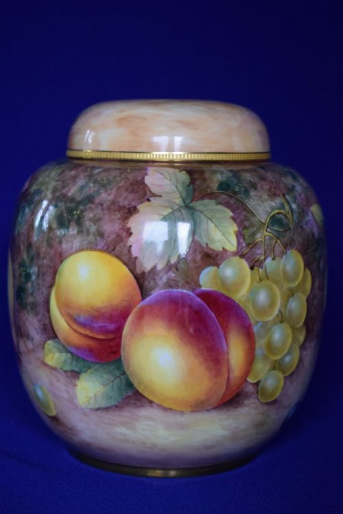 ROYAL WORCESTER PAINTED FRUIT GINGER JAR AND COVER - ADDITIONAL PHOTO 2