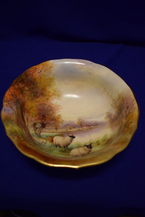 royal worcester bowl decorated by harry davis - CATEGORY: ANTIQUE CERAMICS - DATED 1920