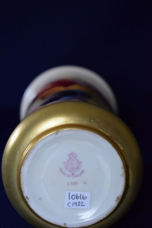 ROYAL WORCESTER SPILL VASE BY KITTY BLAKE - ADDITIONAL PHOTO 2