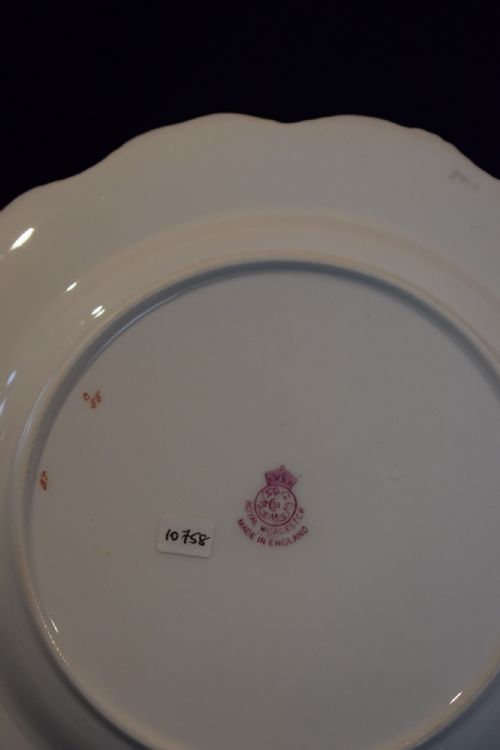 ROYAL WORCESTER PAINTED FRUIT STAR EDGE PLATE - ADDITIONAL PHOTO 1