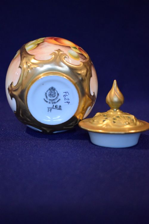 ROYAL WORCESTER PAINTED FRUIT POT POURRI VASE - ADDITIONAL PHOTO 3