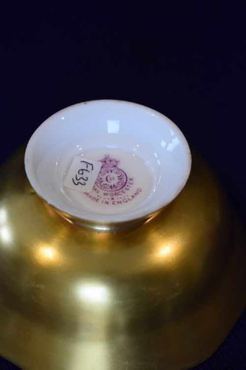 ROYAL WORCESTER PAINTED FRUIT SUGAR BOWL - ADDITIONAL PHOTO 3