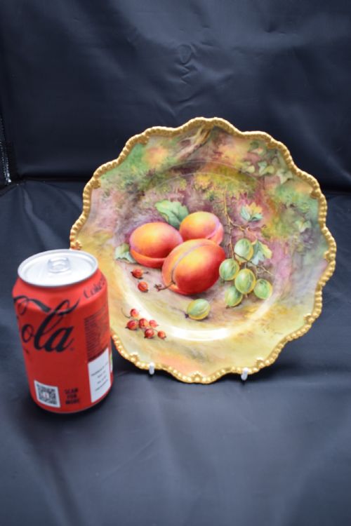 ROYAL WORCESTER PAINTED FRUIT STAR EDGE PLATE - ADDITIONAL PHOTO 1