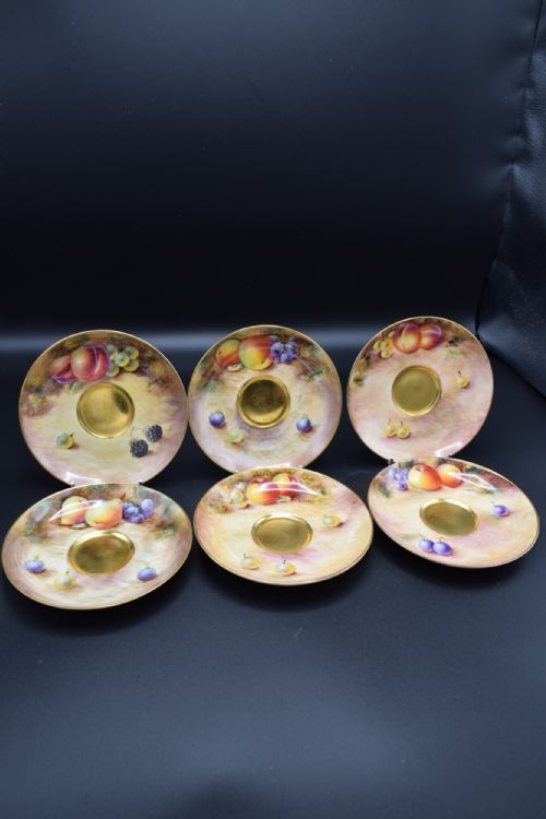 ROYAL WORCESTER PAINTED FRUIT TEA SET FOR 6 - ADDITIONAL PHOTO 3