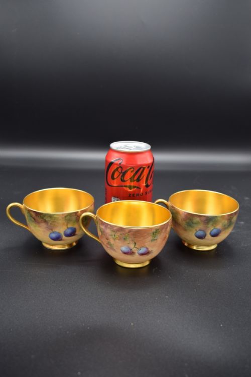 ROYAL WORCESTER PAINTED FRUIT TEA SET FOR 6 - ADDITIONAL PHOTO 8