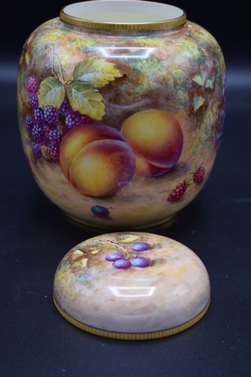 ROYAL WORCESTER PAINTED FRUIT GINGER JAR BY FREEMAN - ADDITIONAL PHOTO 4