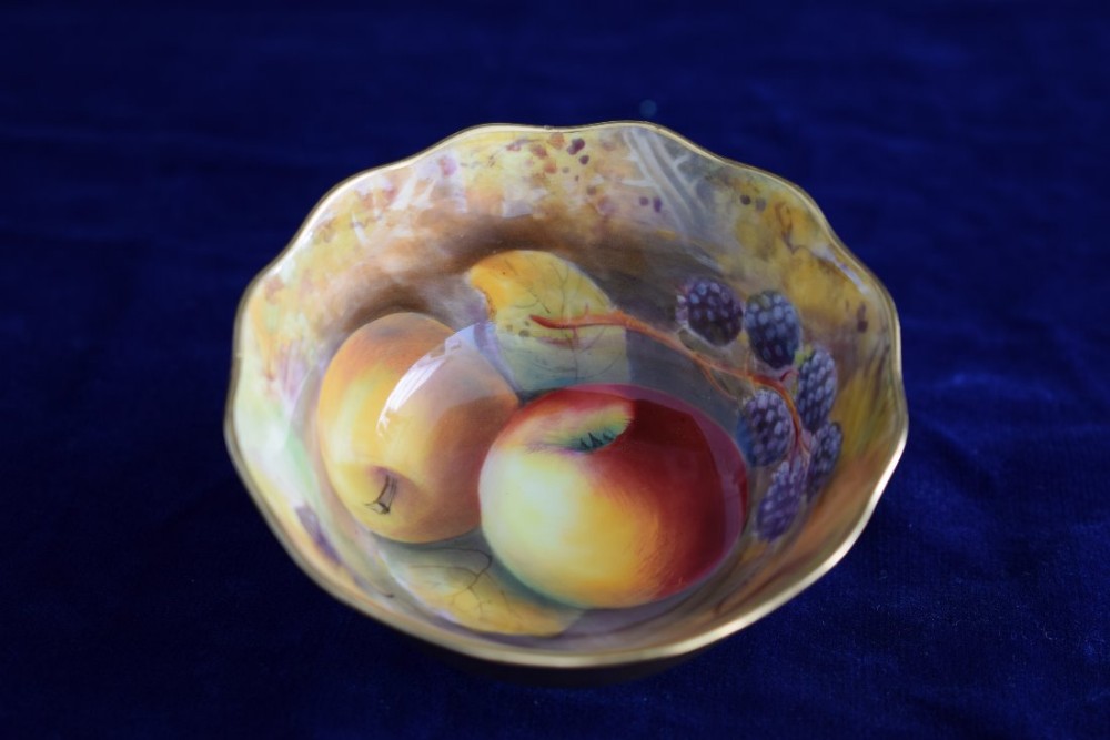 Royal Worcester fruit decorated sugar bowl signed R Austin