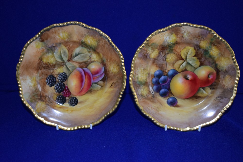 Royal Worcester set of 6 fruit painted plates  View IV