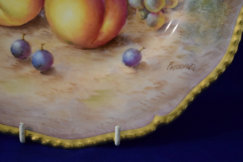 Royal Worcester large size rope edge dinner plate by Freeman View II