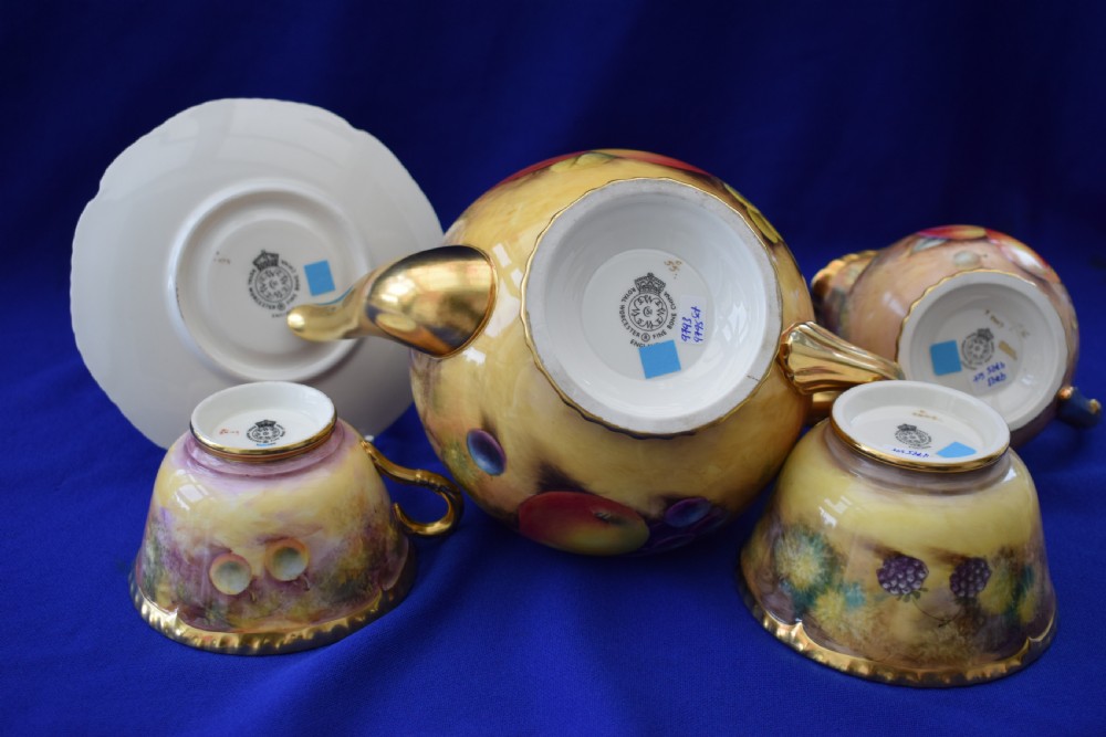 Royal Worcester painted fruit artist signed rope edge tea set View VIII