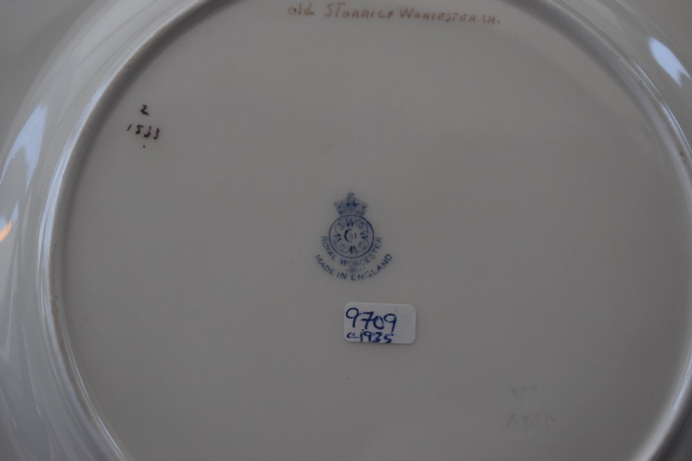 Royal Worcester specimen cabinet plate signed R Rushtom View V