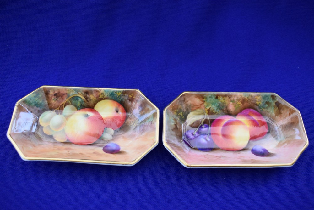Royal Worcester pair of painted fruit bon bon dishes artist signed View III