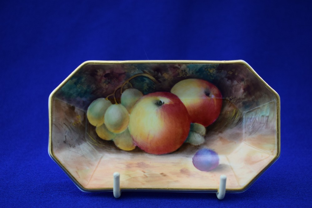 Royal Worcester pair of painted fruit bon bon dishes artist signed View IV