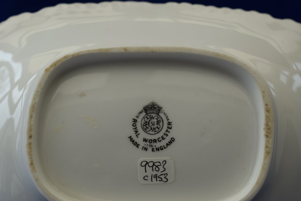 Royal Worcester painted fruit gadroon bon bon dish, artist signed. View III