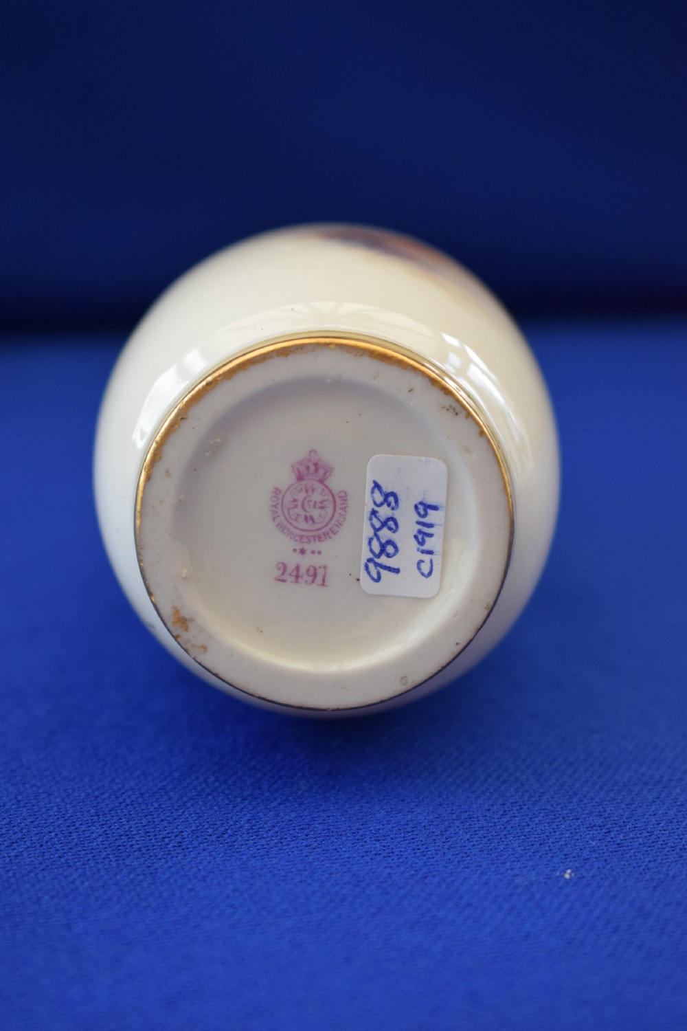 Royal Worcester vase, cattle by H Stinton View IV