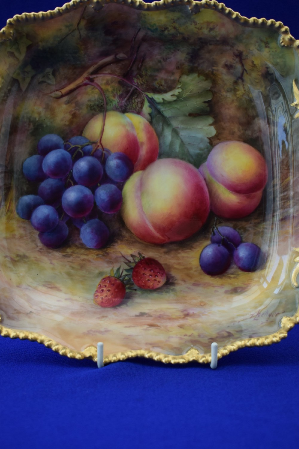 Royal Worcester painted fruit dessert or Tudor tray, early period View II