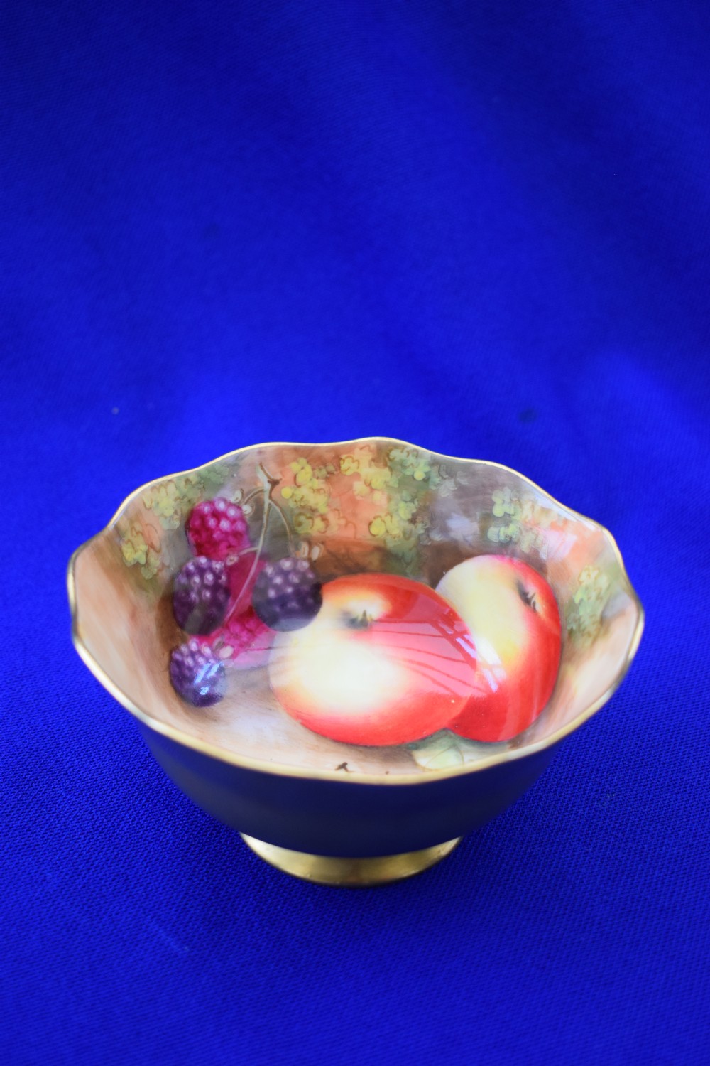 Royal Worcester painted fruit sugar bowl by Townsend
