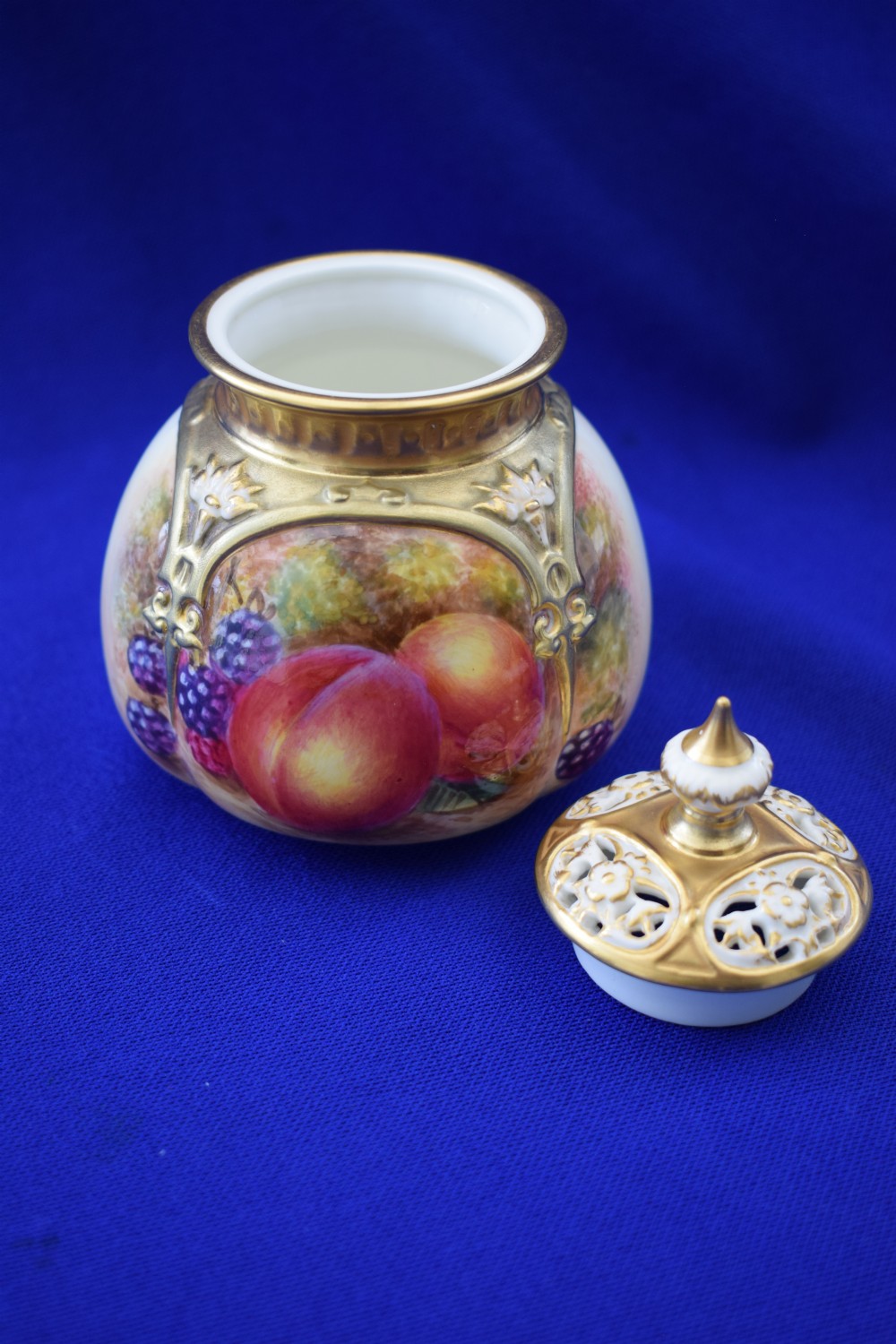 Royal Worcester painted fruit pot pourri vase by Freeman  View III