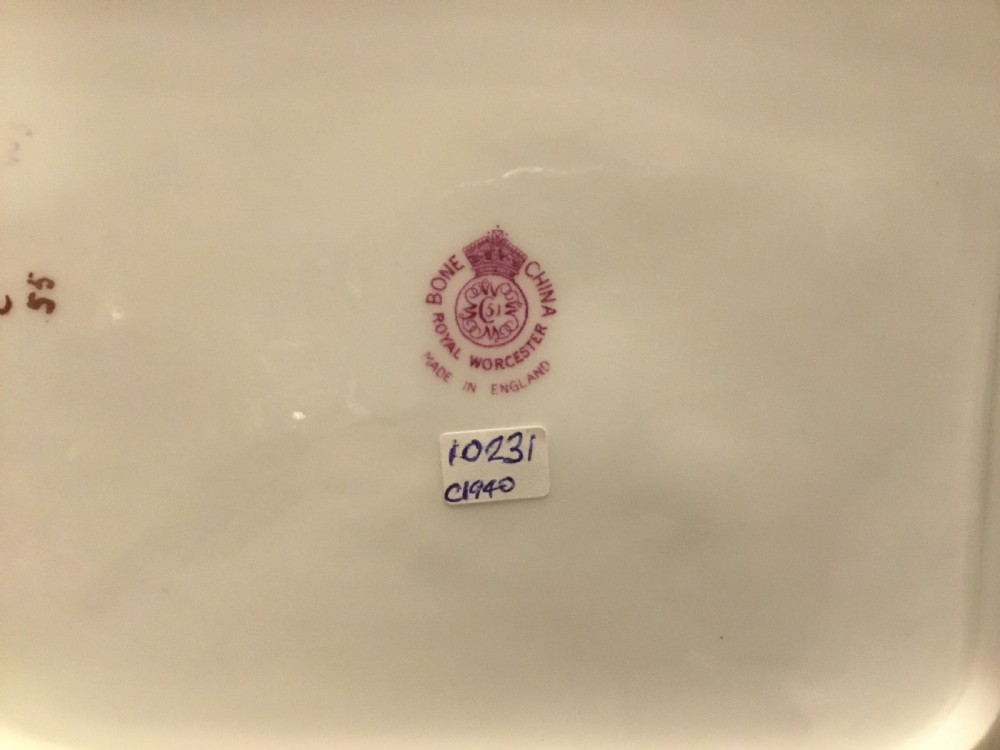 Royal Worcester dessert dish or Tudor tray View III