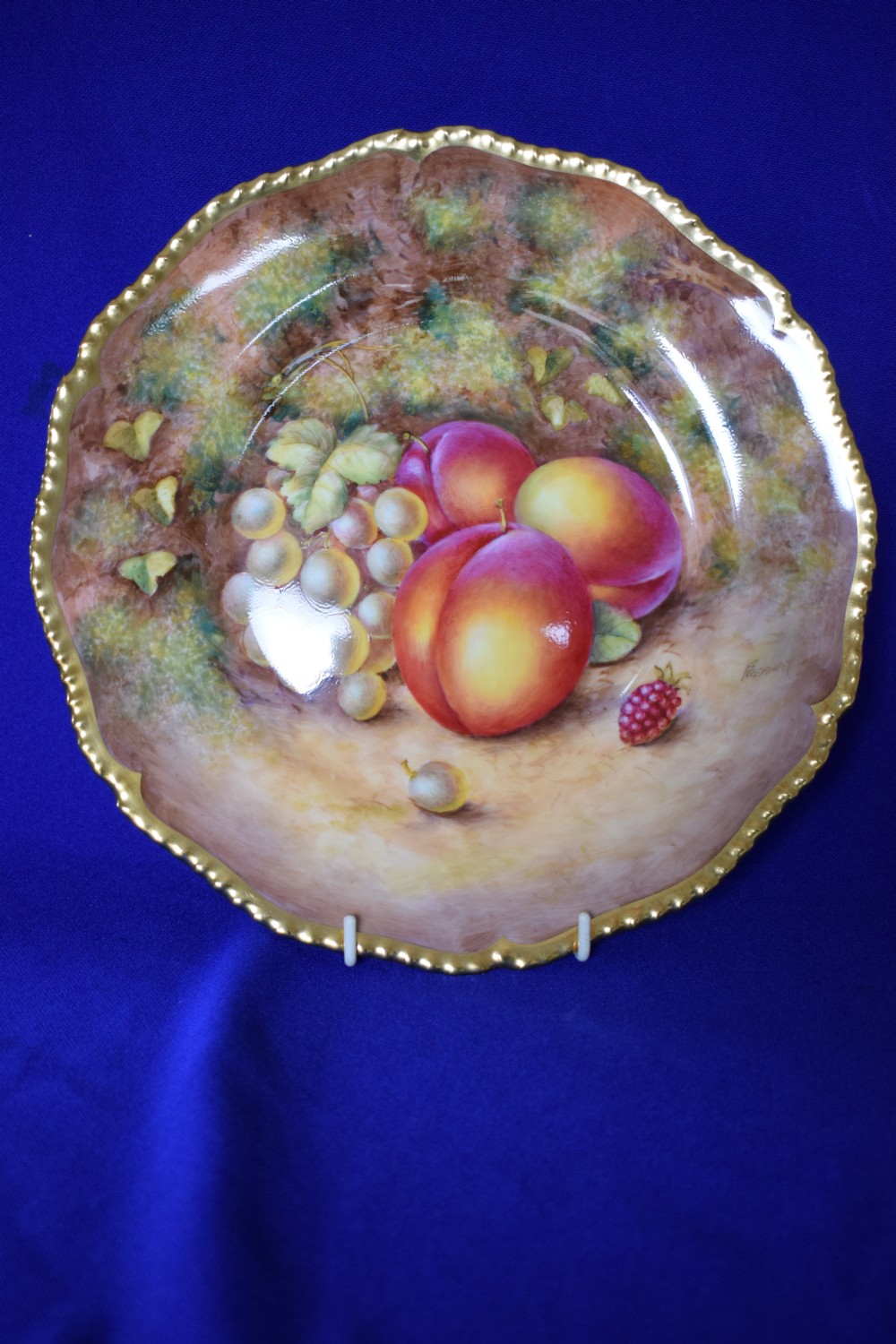 Royal Worcester painted fruit rope edge plate, large size
