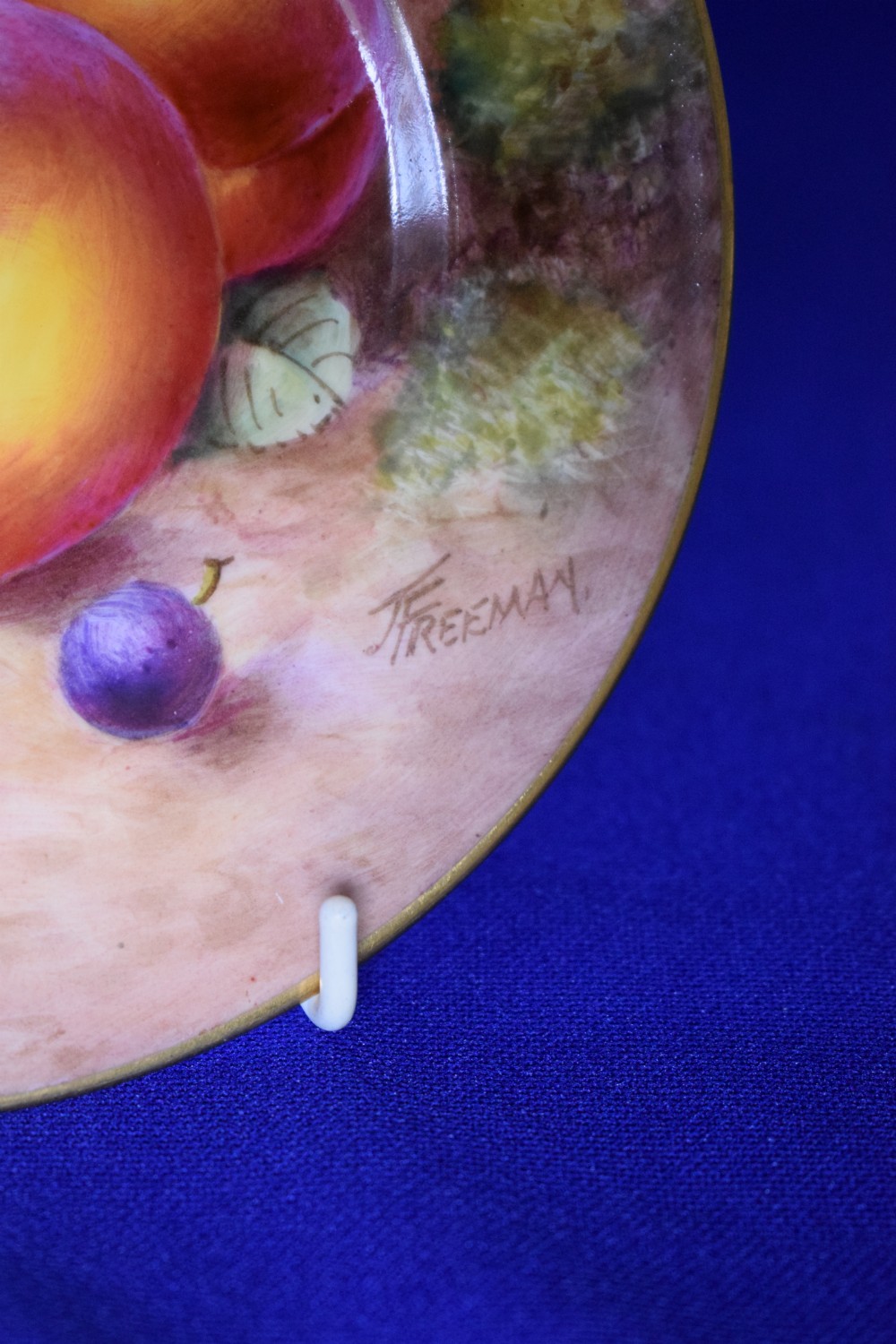 Royal Worcester painted fruit small size tea plate View II