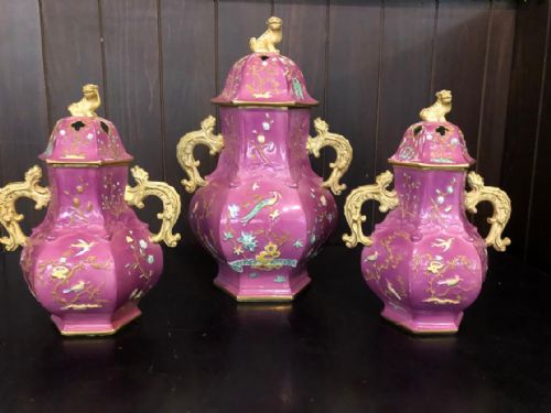 unusual garniture of masons ironstone vases 18401845 - CATEGORY: ANTIQUE VASES - DATED VICTORIAN