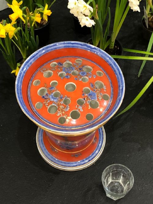AN EXTREMELY RARE PEARLWARE WEDGWOOD FLOWBLUE CLOBBERED POTPOURRI CIRCA 1840 - ADDITIONAL PHOTO 1