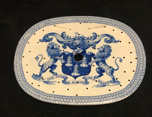 RARE RILEY GUILD OF DRAPERS CREST DRAINER 18101815 - ADDITIONAL PHOTO 1