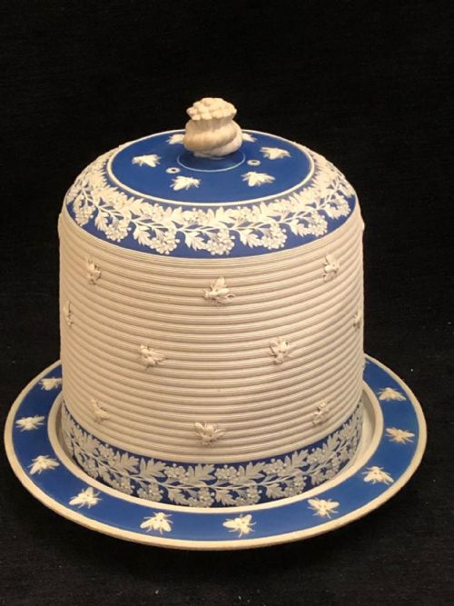 RARE JASPERWARE STILTON CHEESE DOME AND STAND 1860 - ADDITIONAL PHOTO 1