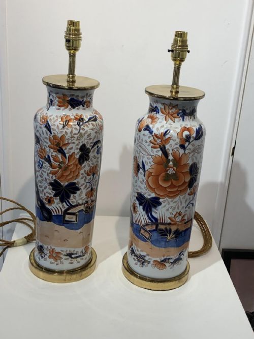 PAIR OF LARGE MASONS IRONSTONE VASES CONVERTED TO LAMPS 18131820 - ADDITIONAL PHOTO 1