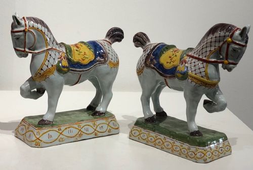 RARE DUTCH DELFT HORSES 17801820 - ADDITIONAL PHOTO 1