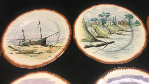 EXQUISITE FRENCH HANDPAINTED CREAMWARE PLATES 1910 SET OF 12 - ADDITIONAL PHOTO 7