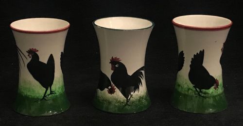 COLLECTION OF WEMYSS CUPS AND VASES IN COCKEREL AND HEN PATTERN 18801900 - ADDITIONAL PHOTO 5