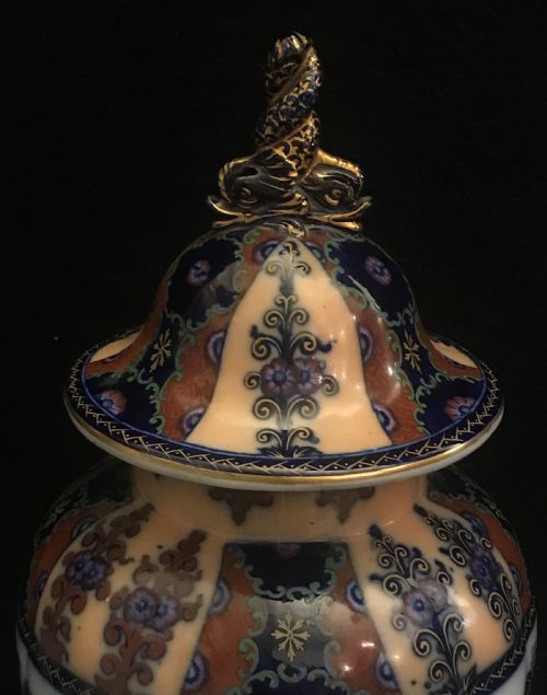 EXQUISITE PAIR OF IRONSTONE CHINOISERIE VASES 1845 - ADDITIONAL PHOTO 4