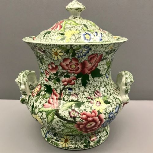 chintz urnshaped slop pail with lid 18301840 - CATEGORY: ANTIQUE CERAMICS - DATED 19TH CENTURY