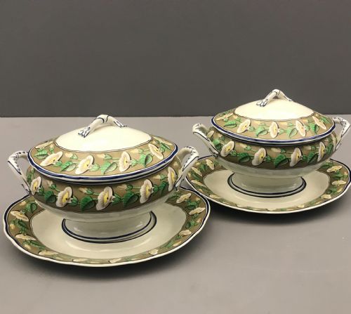 pair of wedgwood creamware sauce tureens 1830 - CATEGORY: ANTIQUE CERAMICS - DATED 19TH CENTURY