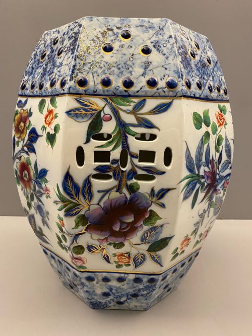english ironstone garden seat in clobbered flow blue 18451855 - CATEGORY: ANTIQUE CERAMICS - DATED VICTORIAN