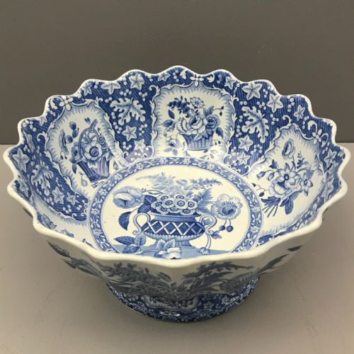 spode punch bowl in flower and basket pattern 18151820 - CATEGORY: ANTIQUE CERAMICS - DATED REGENCY